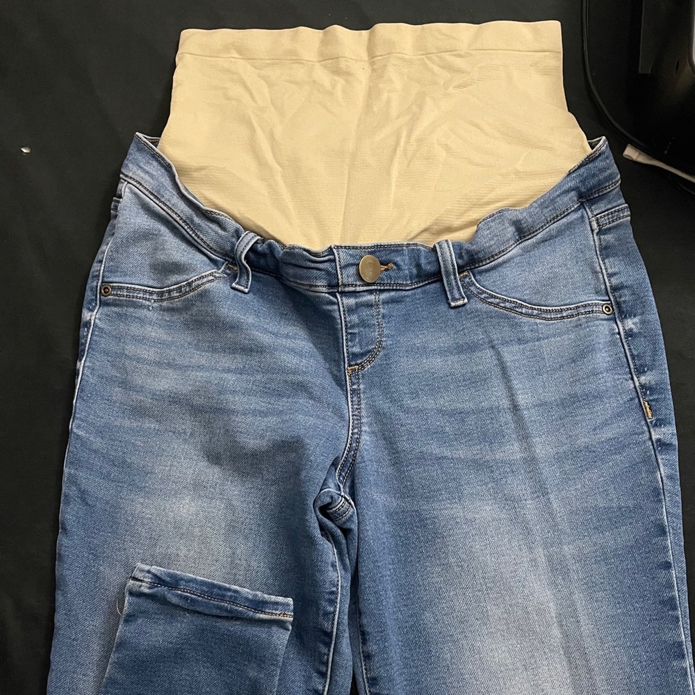 Maternity jeans